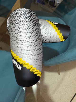 Espinilleras Joma niño