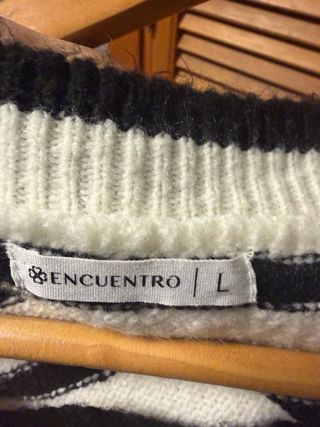 Jersey rayas cuello pico