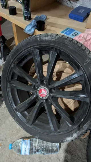 Llantas Mercedes 18 2018