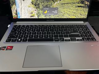 ASUS VivoBook 15 M1502YA (Ryzen 7 / 16GB / 512GB