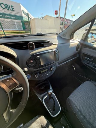 Toyota Yaris 2014