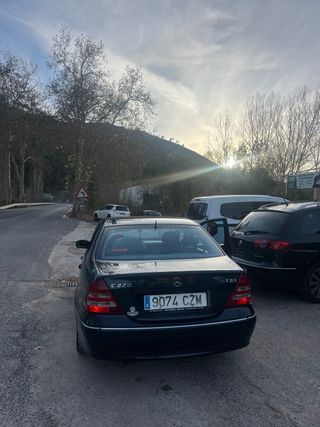 Mercedes-Benz Clase C 2004