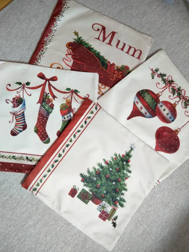 4 capas para almofadas 45x45 com motivos natalinos