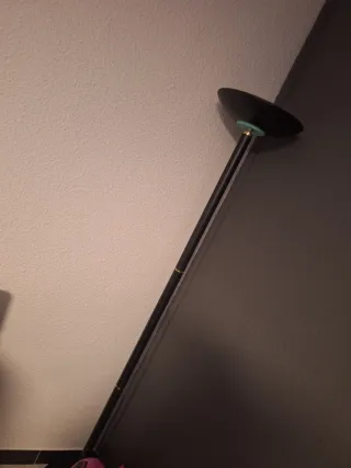 Lámpara de pie moderna