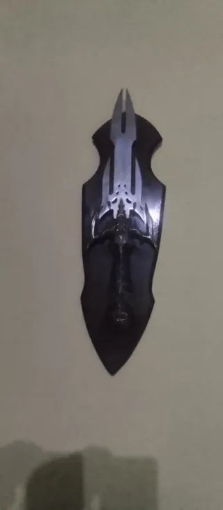 Spada decorativa da parete