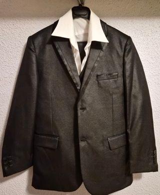 Traje de niño negro