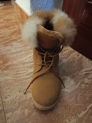 Botas marrones con pelo