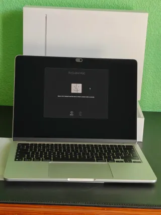 Macbook Air 13 M4 512GB 16RAM.  Nuevo+Factura