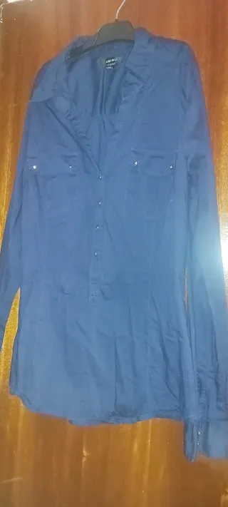 Blusa AMISU azul marino