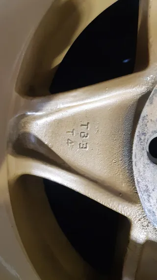 Llantas Campagnolo Ferrari 308 14x7.5