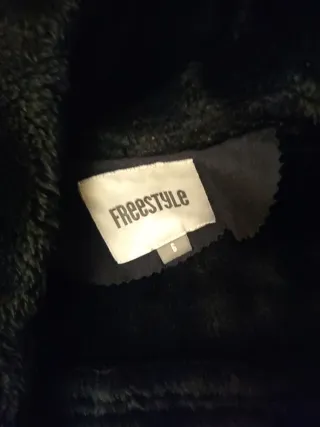 Abrigo niña con capucha y pelo