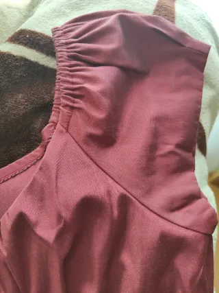 Vestido rojo con tul negro
