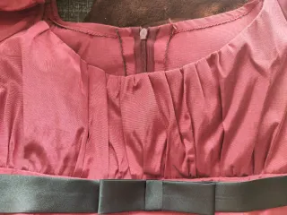 Vestido rojo con tul negro