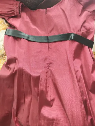 Vestido rojo con tul negro