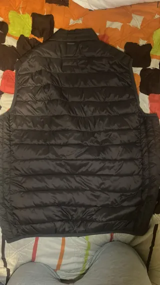 Chaleco acolchado marrón