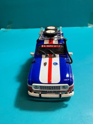 Renault 4L Hachette escala 1:43
