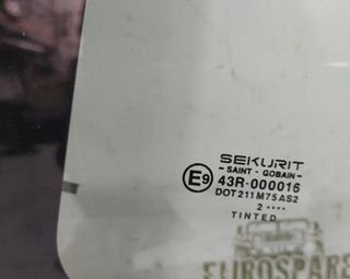 Luna trasera izquierda nissan terrano 2.7 td 27236