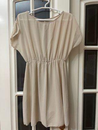 Vestido beige fluido talla M sin estrenar