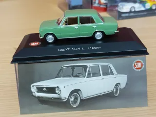 Coche SEAT 124 L escala 1:43