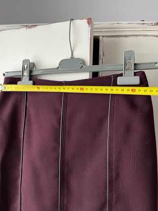 Lote Ropa Mujer: Faldas y Blusas