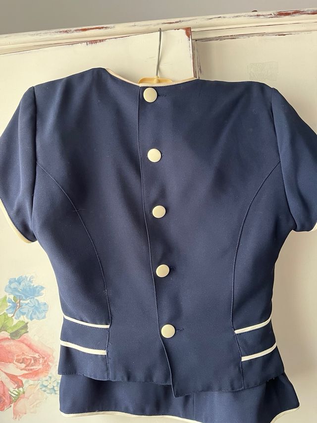 Lote Ropa Mujer: Faldas y Blusas