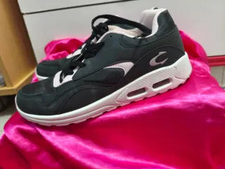 Zapatillas John Smith Negras y Rosas