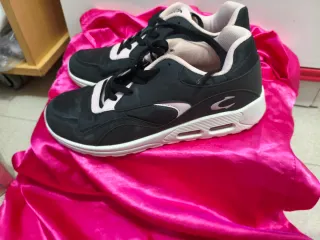 Zapatillas John Smith Negras y Rosas