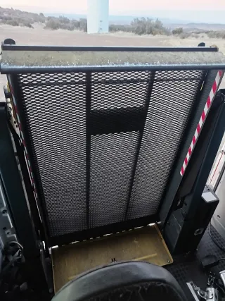 Plataforma elevadora para furgoneta