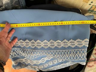 Vestido fiesta azul con encaje