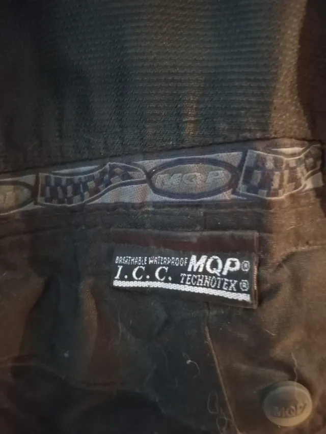 Chaqueta MQP Know.Talla L