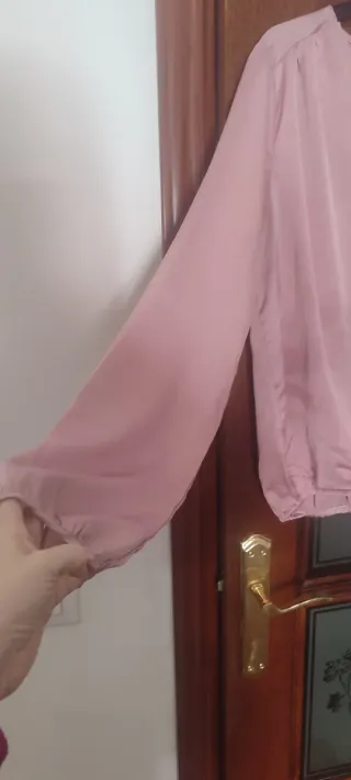 Blusa cruzada rosa y roja