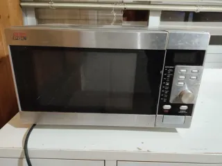 Microondas NEW POL plateado