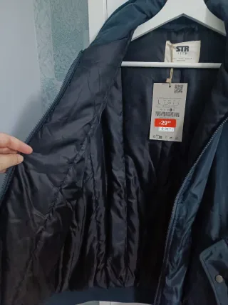 Chaqueta bomber Pull&Bear azul mujer