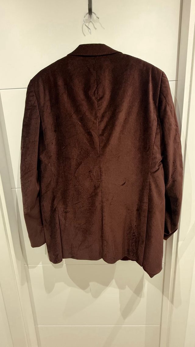 Americana de terciopelo marrón