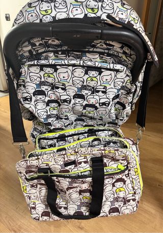 Carro Tuc Tuc con estampado divertido