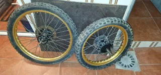 Careta Rieju RV50/Marathon ruedas y radiador