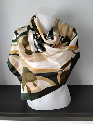 Pañuelo Estampado Verde y Beige