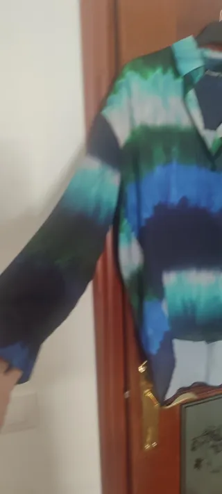 Camisa Stradivarius Talla M Tie-Dye