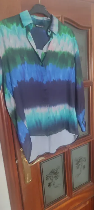Camisa Stradivarius Talla M Tie-Dye