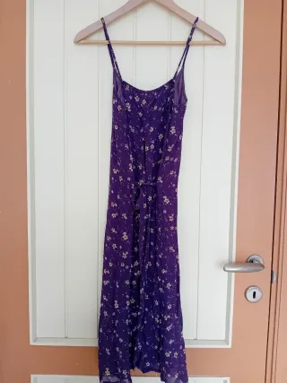 Abitino viola floreale