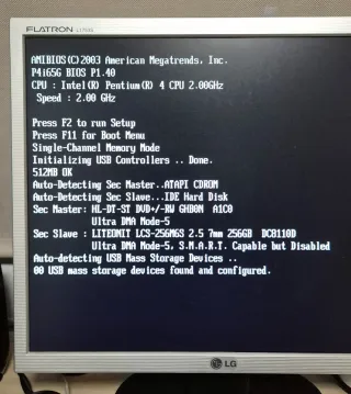 PC Retro P4 2GHz ATi 9600XT y SB100