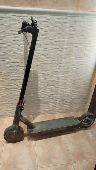 Patinete Eléctrico Negro