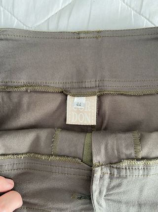 Falda marrón con bolsillos