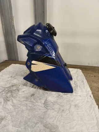 Depósito Yamaha WRF 2005.