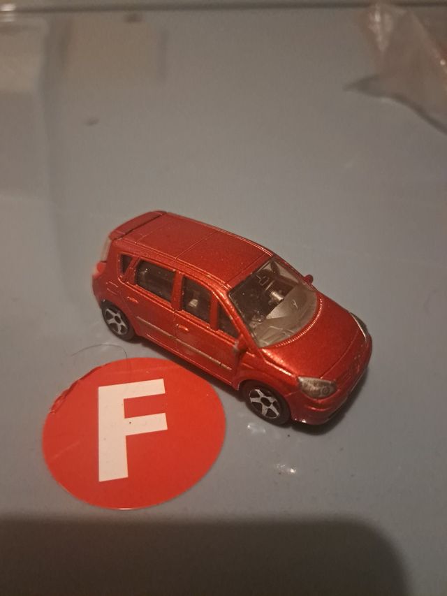 Renault Scenic II Majorette Rojo