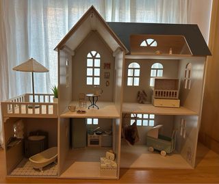 Casa Maileg con terraza. SIN accesorios.