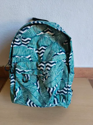 Mochila estampado hojas