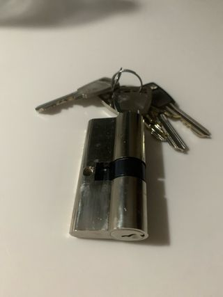 Bombín de seguridad con 5 llaves