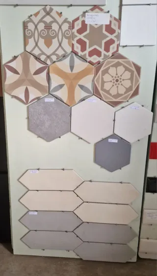 Baldosas hidráulicas hexagonales y  20x20 variadas