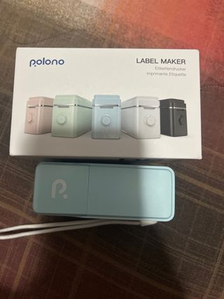 Máquina de etiquetas Polono azul y rosa